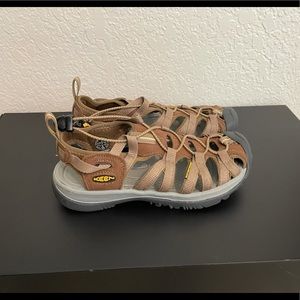 KEEN hiking sandals / shoes Size 7